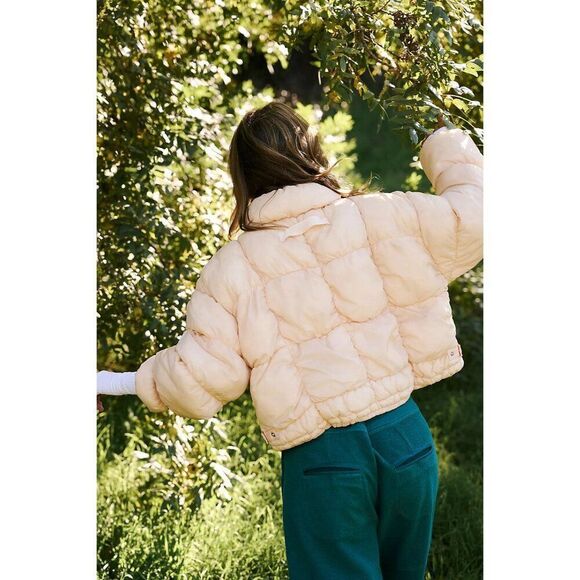 NEW Free People FP Movement In A Bubble Puffer Jacket Medium Cream - Picture 2 of 10